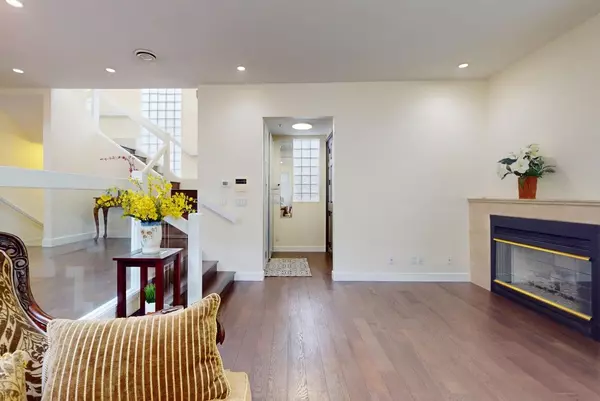 Vancouver, BC V6L 1R2,2789 W 24th AVE