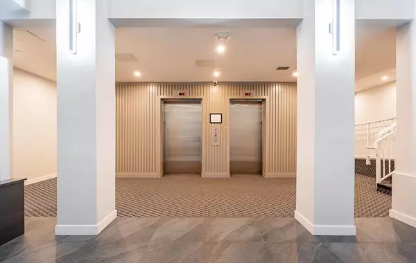 Surrey, BC V3T 0T4,14225 103a AVE #202