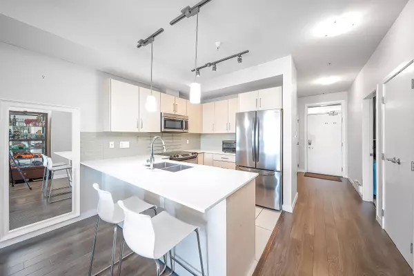 5288 Grimmer ST #207, Burnaby, BC V5H 0C5