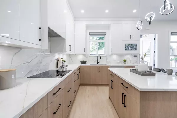 Port Coquitlam, BC V3B 1V5,1941 Prairie AVE