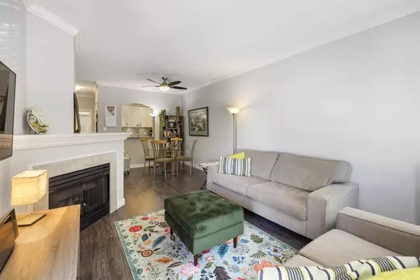 Richmond, BC V6Y 3Y7,8975 Jones RD #101