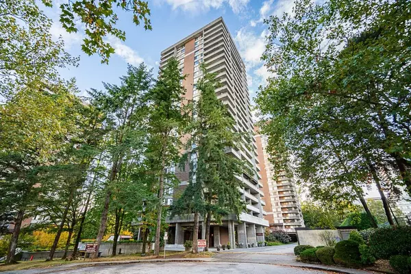 3755 Bartlett CT #406, Burnaby, BC V3J 7G7