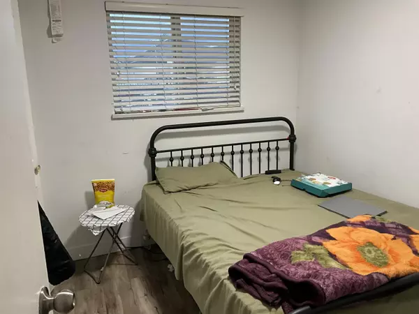 Surrey, BC V3W 6B7,13421 87a AVE