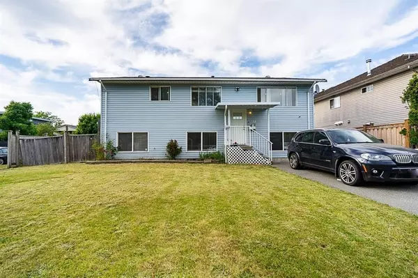 13421 87a AVE, Surrey, BC V3W 6B7