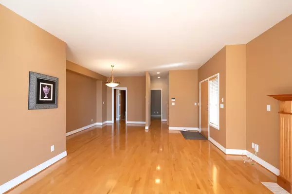 North Vancouver, BC V7N 1T5,4080 St. Pauls AVE