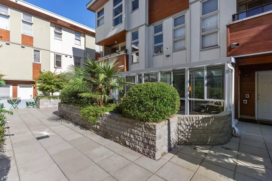 628 W 6th AVE #19, Vancouver, BC V5Z 1A3