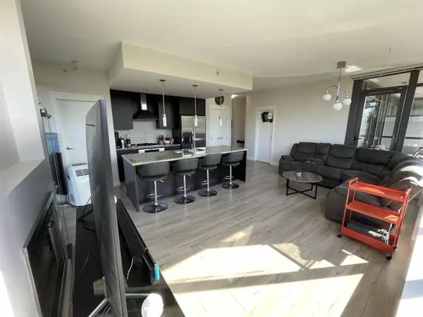 Burnaby, BC V3N 0A2,7088 18th AVE #1103