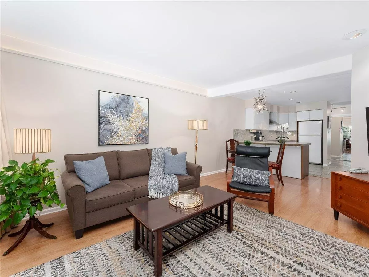 Vancouver, BC V6E 1H3,1274 Barclay ST #304