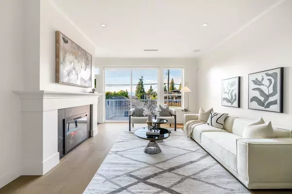 Burnaby, BC V5E 1N8,7381 Imperial ST