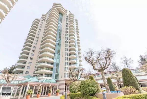 338 Taylor Way ##7D, West Vancouver, BC V7T 2Y1
