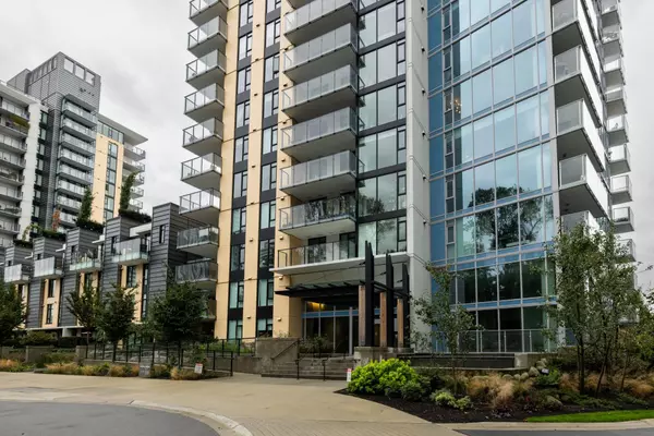 1401 Hunter ST #1705, North Vancouver, BC V7J 0E2