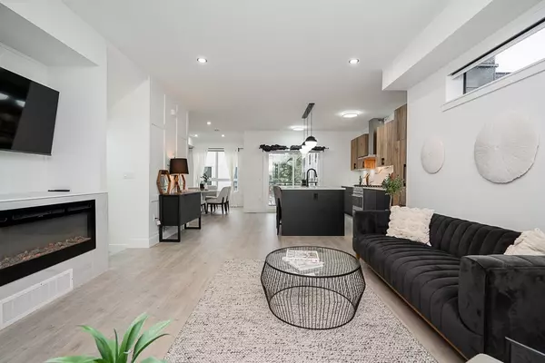 Surrey, BC V3W 3N9,13895 64th AVE #27