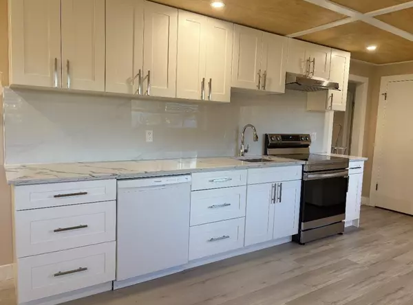 Delta, BC V4C 2Y2,11010 86a AVE