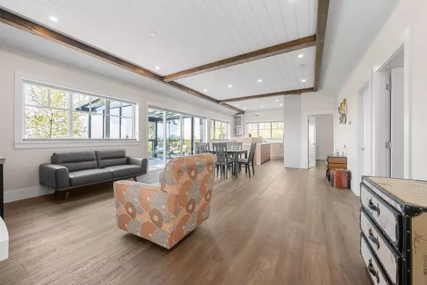 Mission, BC V2V 6B2,9507 Dawson DR