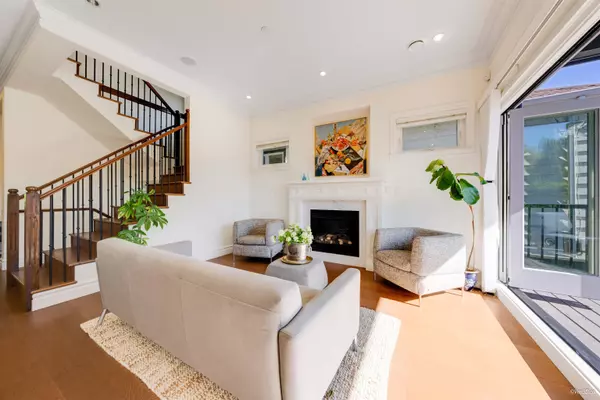 Vancouver, BC V6S 1G5,4042 W 20th AVE