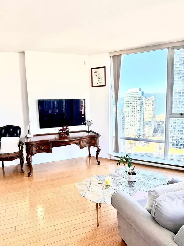 Vancouver, BC V6Z 3E6,583 Beach Crescent #3207