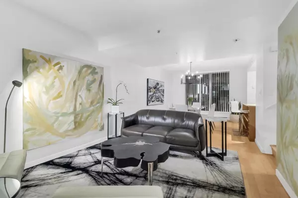 Vancouver, BC V6B 1S3,973 Mainland ST