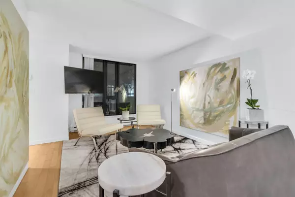 Vancouver, BC V6B 1S3,973 Mainland ST