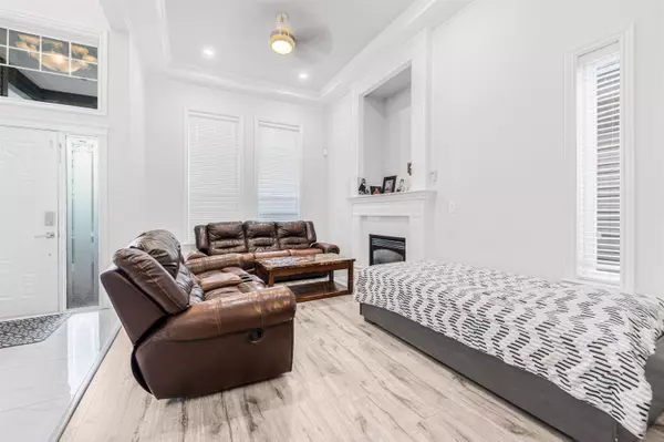 Surrey, BC V2S 2T6,7688 146 ST