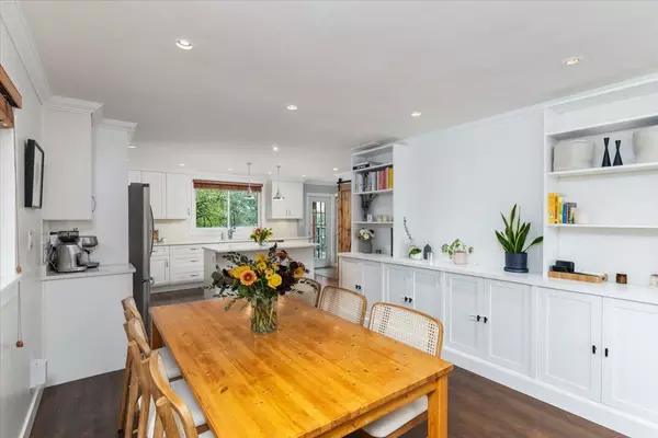 Vancouver, BC V5N 3S1,4833 Lanark ST