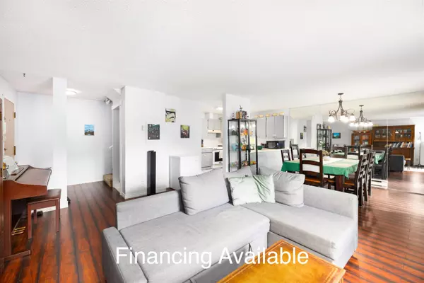 Surrey, BC V3W 8A4,7064 133b ST #201