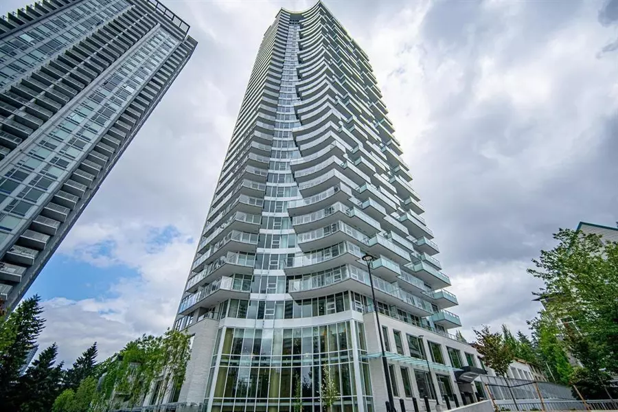 13768 100 AVE #1005, Surrey, BC V3T 0V2