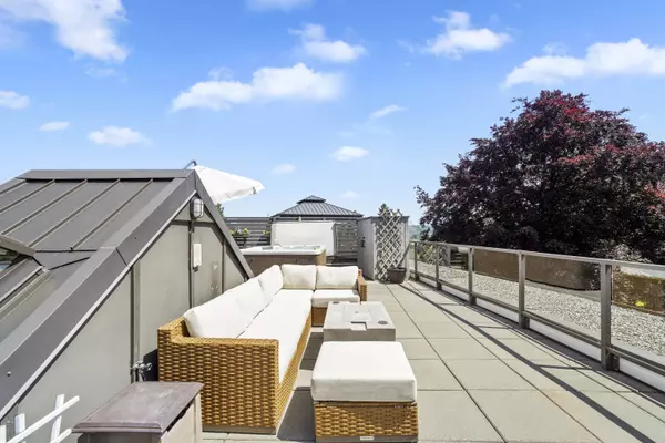 New Westminster, BC V3L 0G9,20 E Royal AVE #404