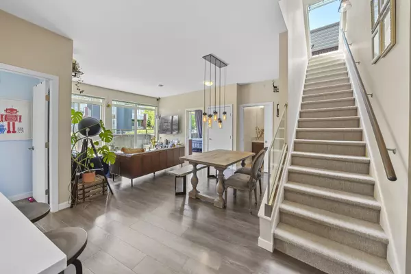 New Westminster, BC V3L 0G9,20 E Royal AVE #404