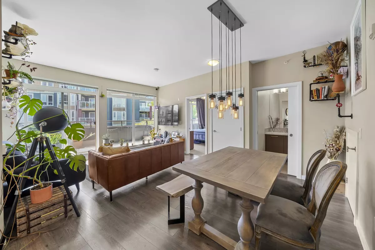 New Westminster, BC V3L 0G9,20 E Royal AVE #404