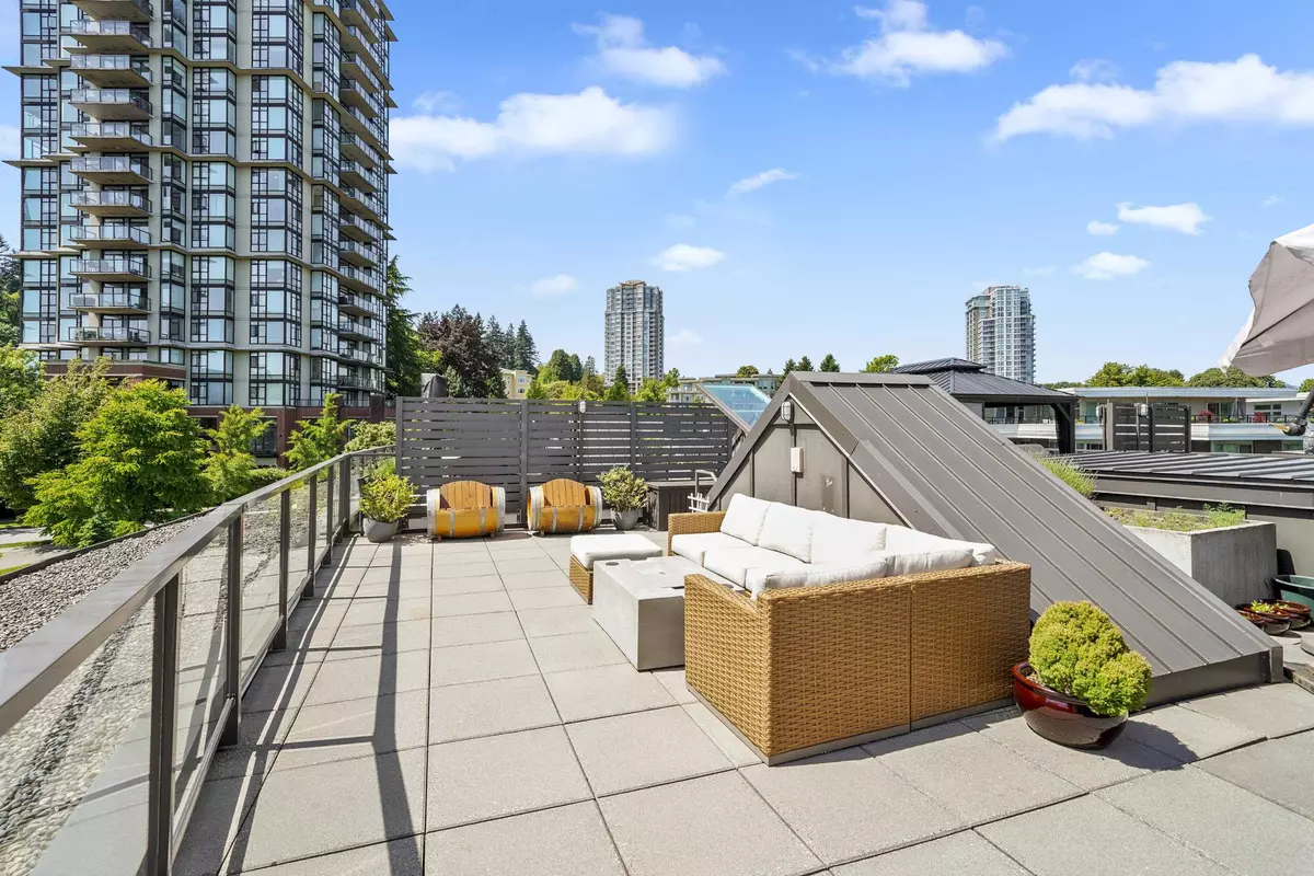 New Westminster, BC V3L 0G9,20 E Royal AVE #404