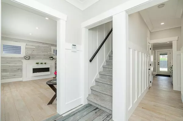 New Westminster, BC V3M 2V2,905 Edinburgh ST