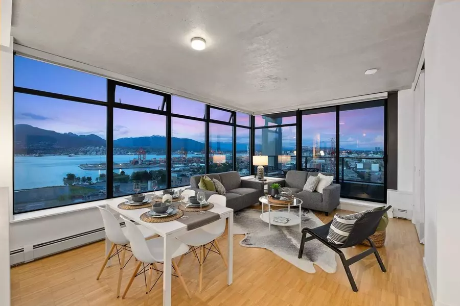 108 W Cordova ST #1701, Vancouver, BC V6B 0G5