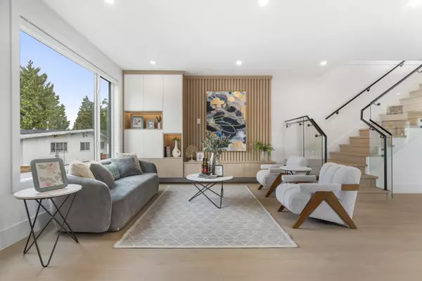 7822 Goodlad ST #3, Burnaby, BC V5E 2H6