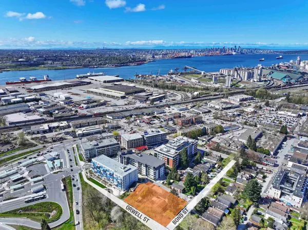 1583 Bond ST, North Vancouver, BC V7J 1E8