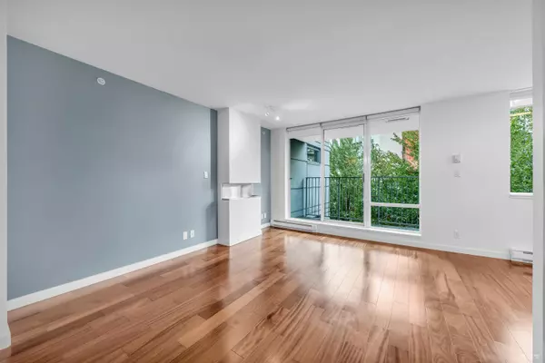 Vancouver, BC V5T 4W1,328 E 11th AVE #409