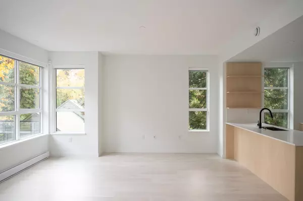 North Vancouver, BC V7H 0E3,2045 Heritage Park LN #211