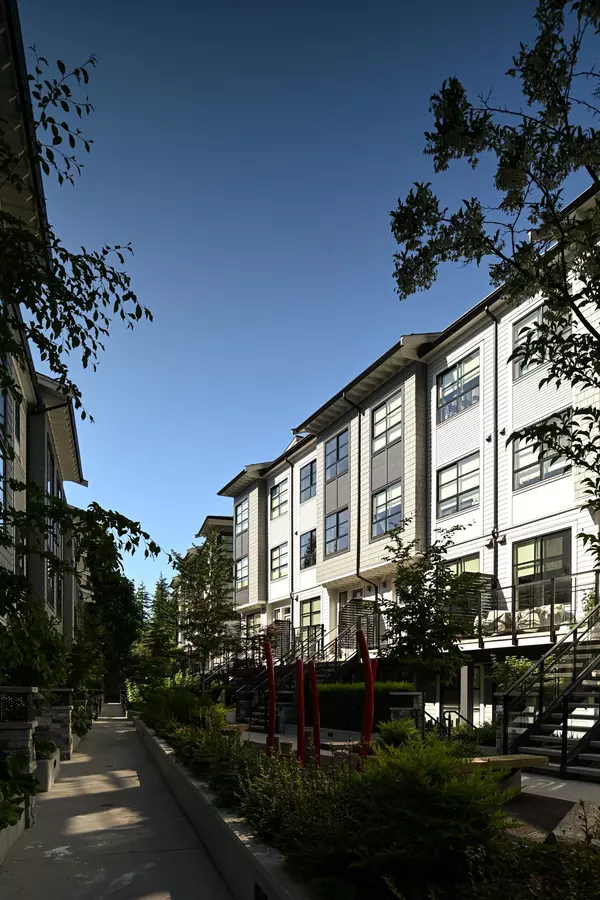 North Vancouver, BC V7H 0E3,2045 Heritage Park LN #211