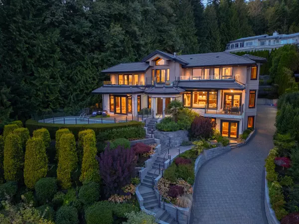 2673 Finch HL, West Vancouver, BC V7S 3H3