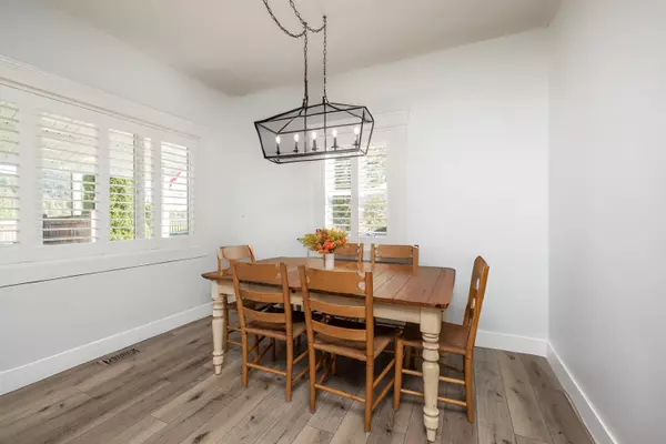 9183 Sylvester RD Mission, BC V2V 7K6