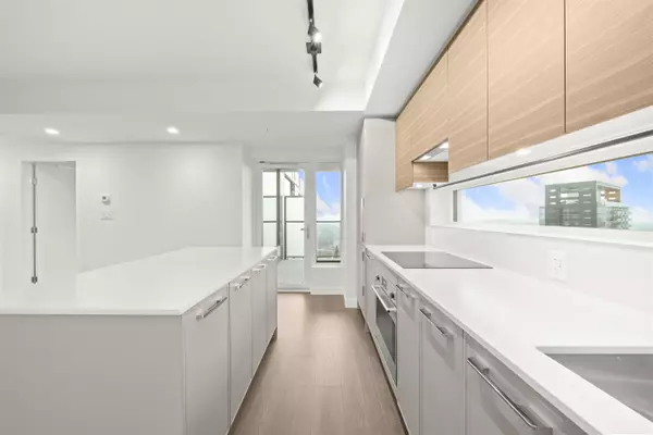 Surrey, BC V3T 4Y3,13745 George Junction #3503