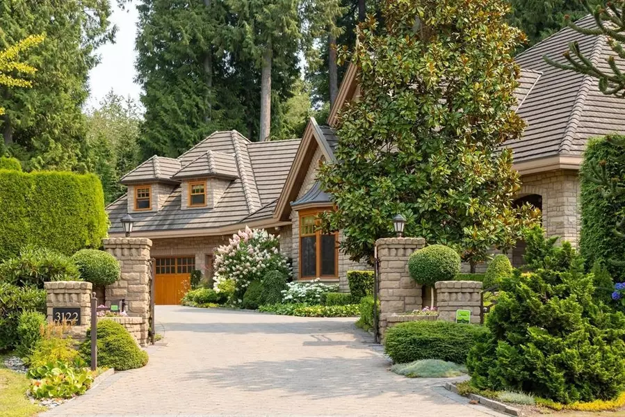 3122 136 ST, Surrey, BC V4P 3C8