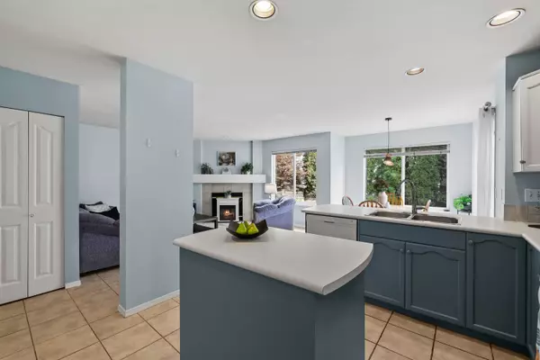 5551 Rowling PL Richmond, BC V6V 2T4