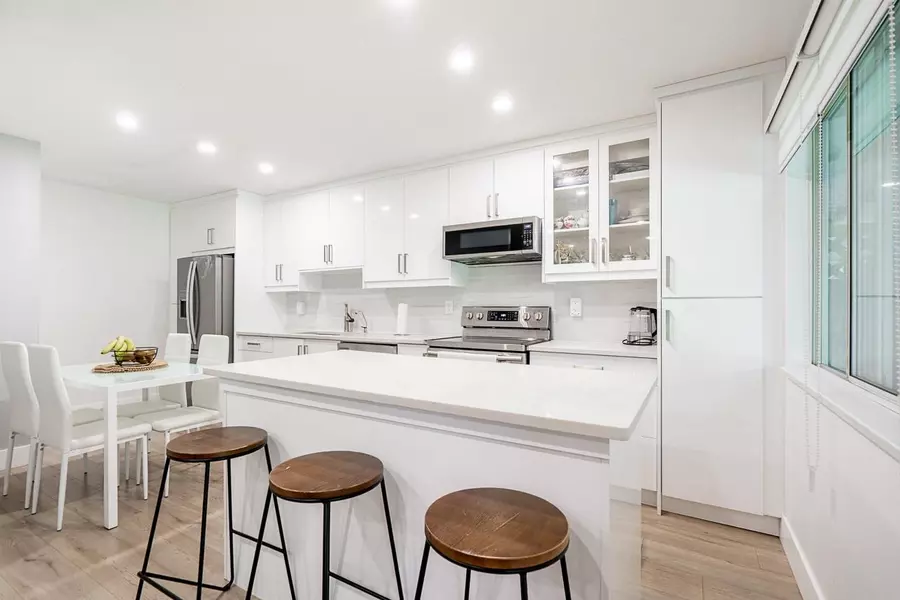 5925 177b ST #7, Surrey, BC V3S 4J7