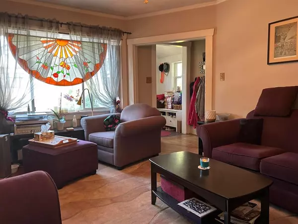 Vancouver, BC V5K 1Y3,3474 Franklin ST