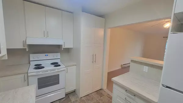 Abbotsford, BC V2S 5G3,33400 Bourquin PL #108