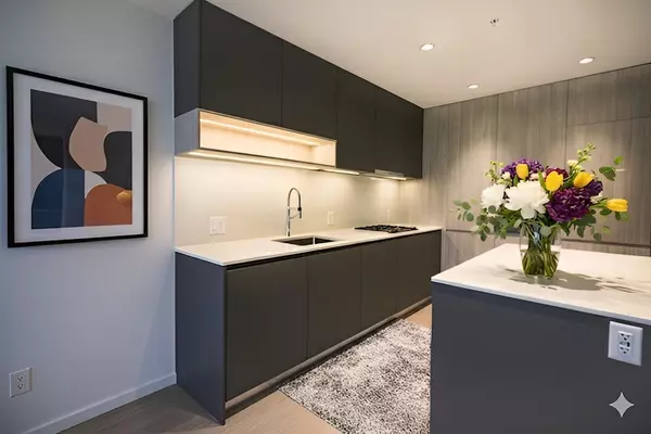 Richmond, BC V6Y 0N2,6500 Minoru BLVD #642