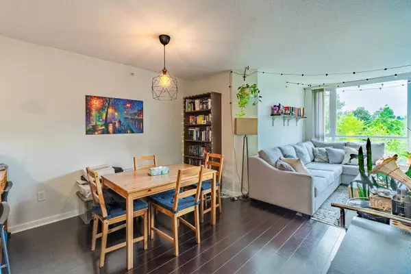 Burnaby, BC V5C 0C6,4888 Brentwood DR #1205
