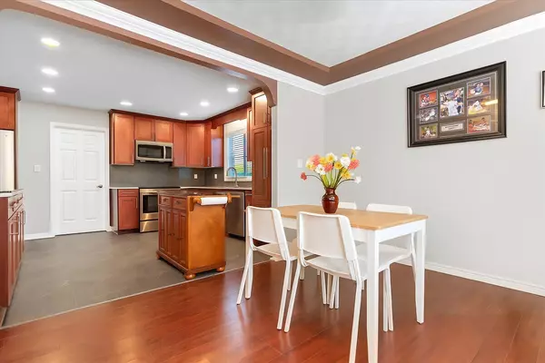 Chilliwack, BC V2R 2N2,6279 Silverthorne RD