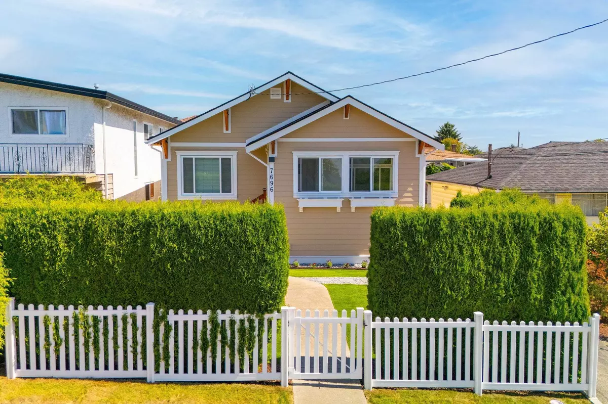 Burnaby, BC V3N 3H4,7696 Davies ST