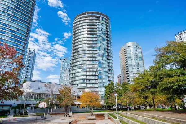 Vancouver, BC V6B 0B8,58 Keefer PL #2303